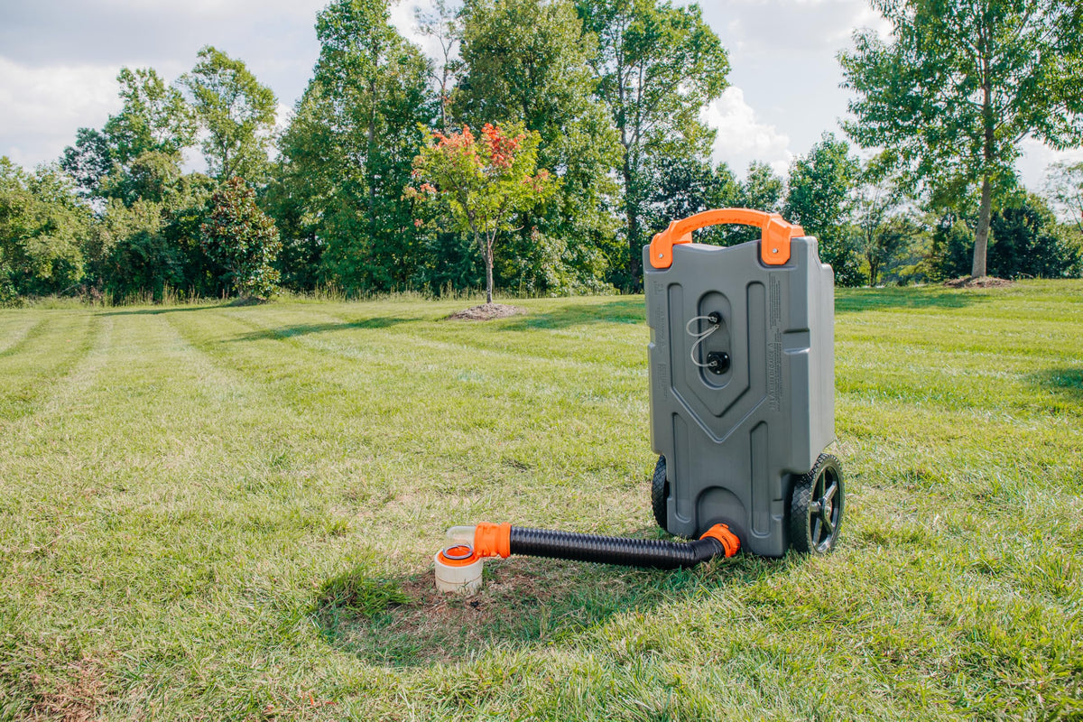 CAMCO Rhino 21-Gallon RV Portable Waste Tank with Accessories